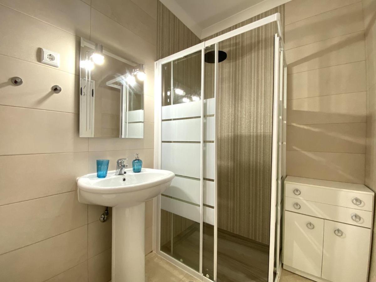 Quarteira Ocean Breeze 2 By Homing Apartment Exterior photo
